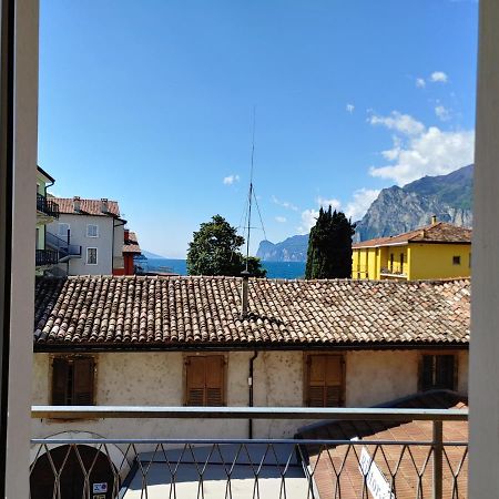 Appartamenti Baia Azzurra 3. Torbole Sul Garda Exterior photo