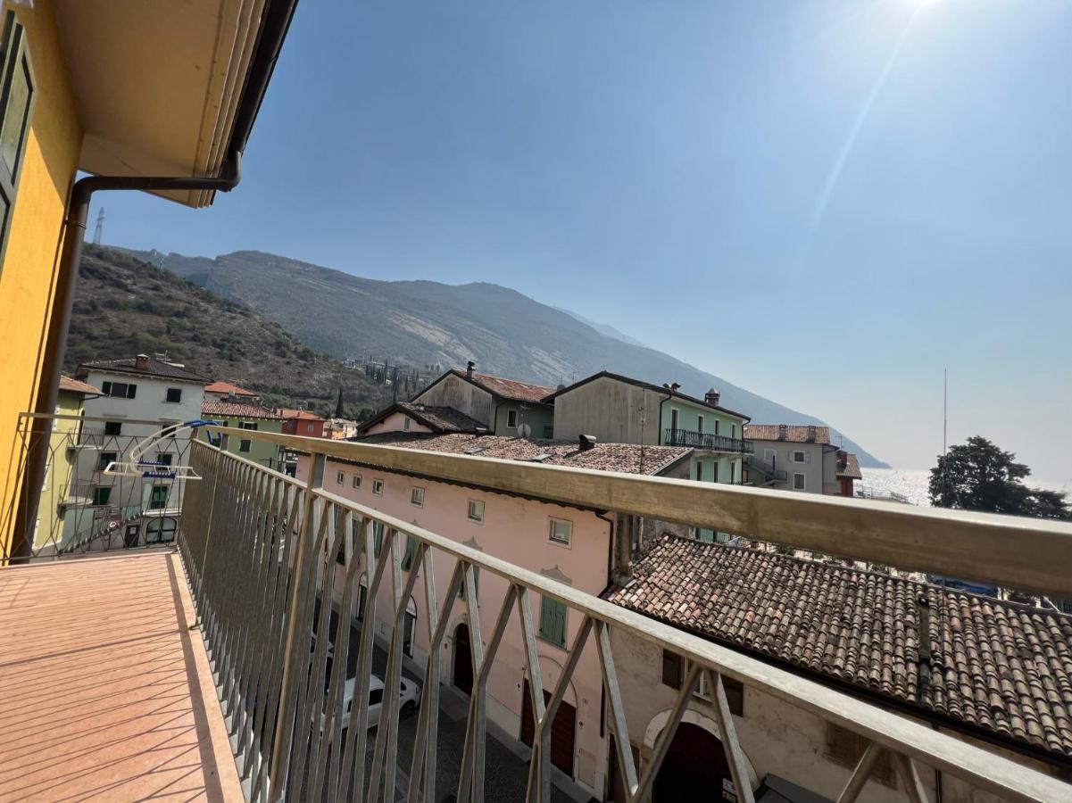 Appartamenti Baia Azzurra 3. Torbole Sul Garda Exterior photo