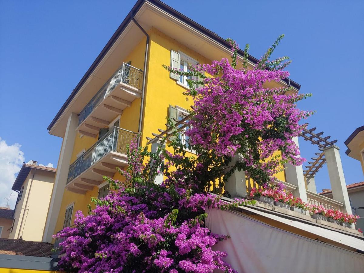Appartamenti Baia Azzurra 3. Torbole Sul Garda Exterior photo
